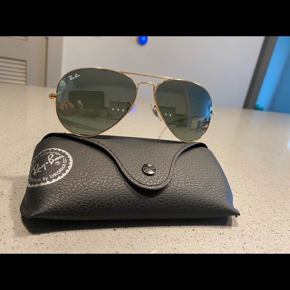 RAY-BAN AVIATOR
